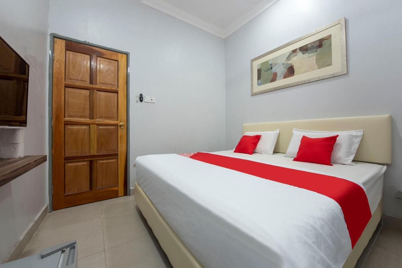 Oyo 90234 Sungai Rengit City Resort 2 Kampung Sungai Rengit エクステリア 写真