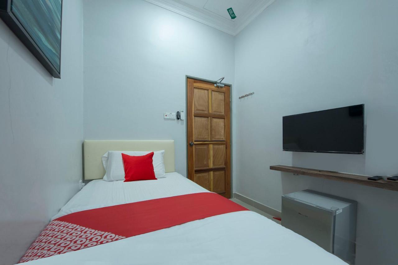 Oyo 90234 Sungai Rengit City Resort 2 Kampung Sungai Rengit エクステリア 写真