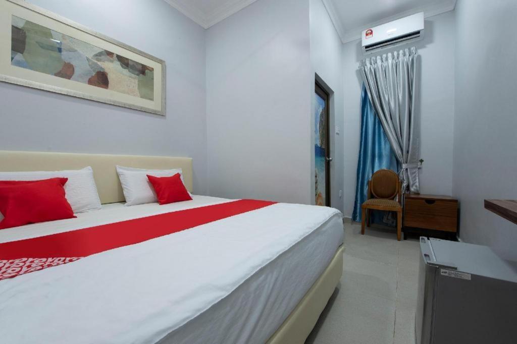 Oyo 90234 Sungai Rengit City Resort 2 Kampung Sungai Rengit エクステリア 写真