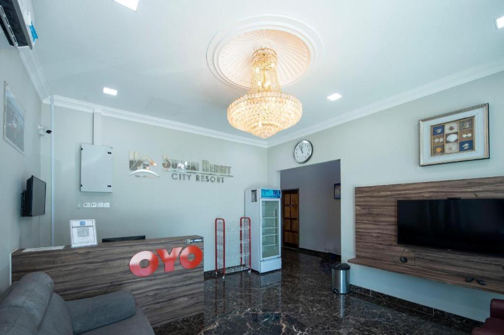 Oyo 90234 Sungai Rengit City Resort 2 Kampung Sungai Rengit エクステリア 写真