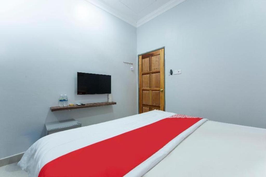 Oyo 90234 Sungai Rengit City Resort 2 Kampung Sungai Rengit エクステリア 写真
